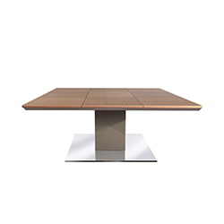 矩形木制会议桌