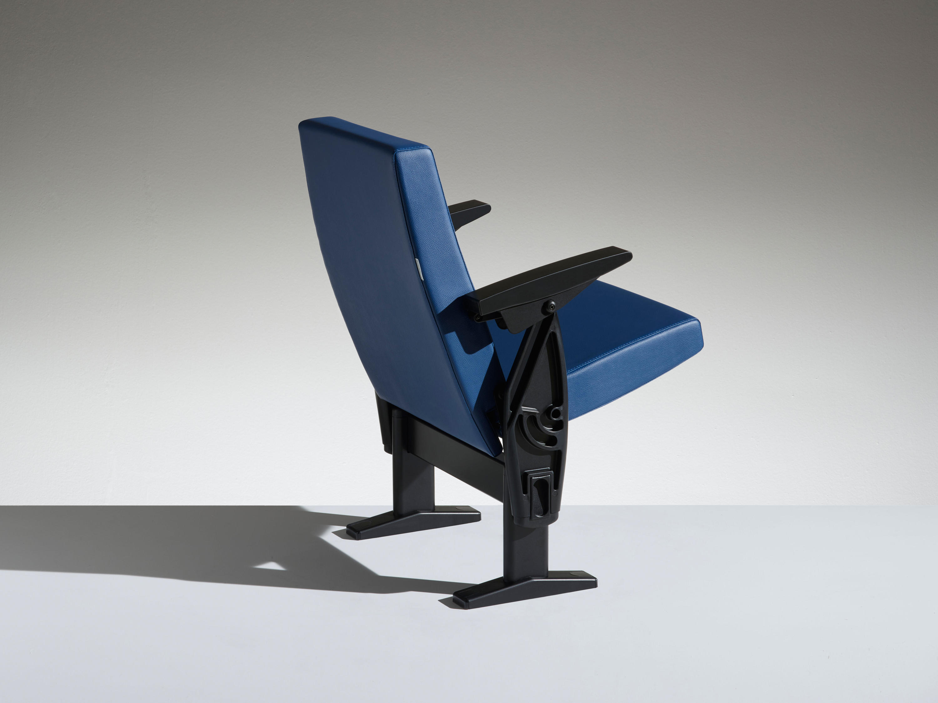 公共座椅|礼堂椅|办公家具|Futura 剧院/礼堂椅